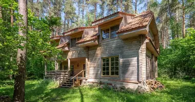 Дом в Pazemiskis, Литва