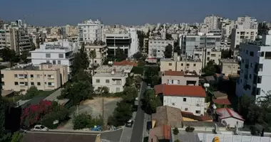 Terrain dans Nicosie, Bases souveraines britanniques