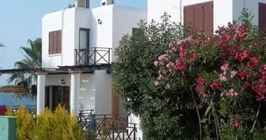 Villa 3 chambres avec Balcon, avec Meublesd, avec Climatiseur dans Akanthou, Chypre du Nord
