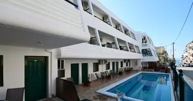 Hotel 1 100 m² in Nea Kallikratia, Greece