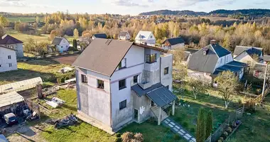 Maison dans Kamsamoliec, Biélorussie