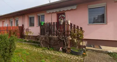 3 room house in Ercsi, Hungary