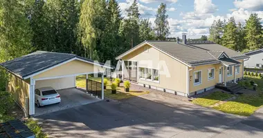 Дом 4 комнаты в Ярвенпяа, Финляндия