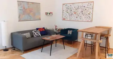 Apartamento 3 habitaciones en Budapest, Hungría