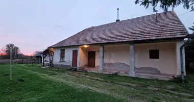 3 room house in Cece, Hungary