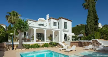 Villa 4 bedrooms in Marbella, Spain