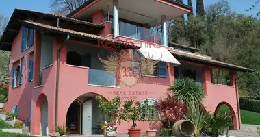Villa 4 habitaciones en Moniga del Garda, Italia