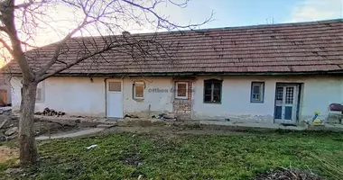 Dom 3 pokoi w Kesztoelc, Węgry