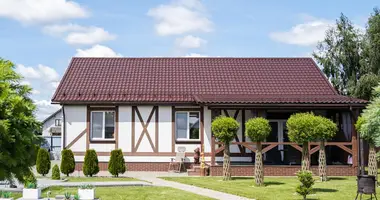 Maison dans Dziarzynski sielski Saviet, Bélarus