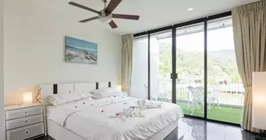 Reihenhaus 4 Zimmer mit Balkon, mit Möbliert, mit Klimaanlage in Phuket, Thailand