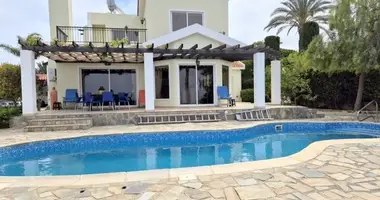 Haus 3 Schlafzimmer in Peyia, Zypern