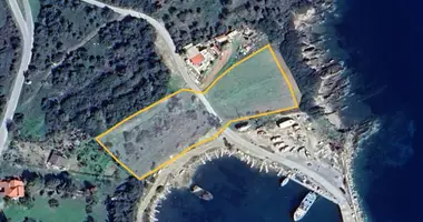 Plot of land in Nea Roda, Greece