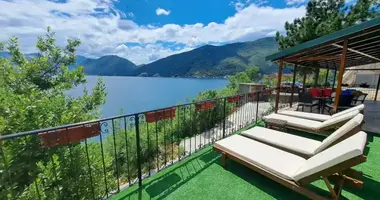 Villa 3 Zimmer in Risan, Montenegro