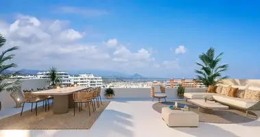 2 bedroom apartment in Estepona, Spain