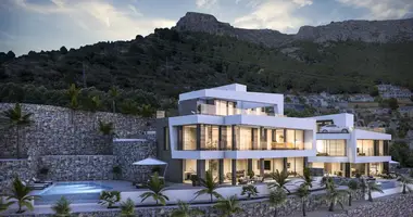 Villa 4 bedrooms in Calp, Spain