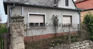 2 room house in Nyul, Hungary