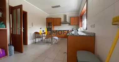 4 bedroom house in Oia, Portugal