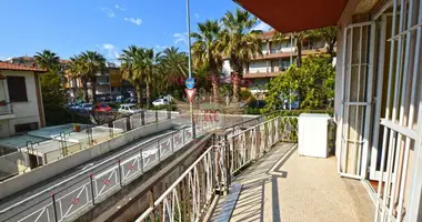 2 bedroom apartment in Bordighera, Italy