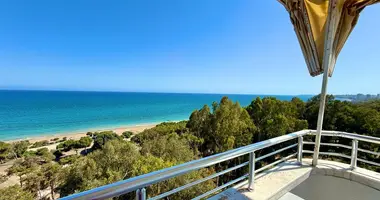 Appartement 4 chambres dans Mezitli, Turquie