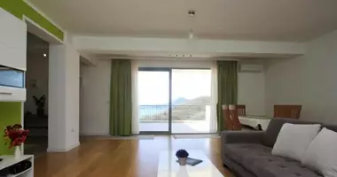 2 bedroom apartment in Przno, Montenegro