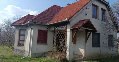 4 room house in Somogyvar, Hungary