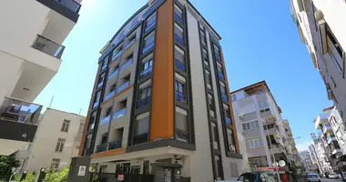 Mieszkanie 3 pokoi w Muratpasa, Turcja
