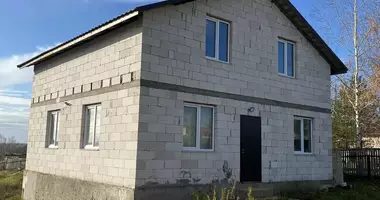 Dom wolnostojący z novoe zdanie new building w Holacki sielski Saviet, Białoruś
