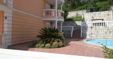 Maison dans Petrovac, Monténégro