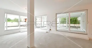 Apartamento 5 habitaciones en Zagreb, Croacia