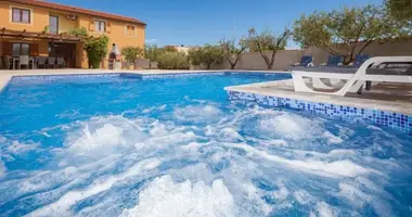 Villa 9 bedrooms in Grad Pula, Croatia