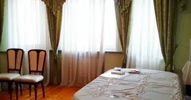 5 room apartment in Mahilyow, Belarus