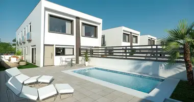 Adosado Adosado 3 habitaciones con Terraza, con Piscina, con área protegida en España