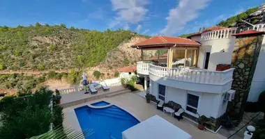 Apartamento 3 habitaciones en Kargicak, Turquía