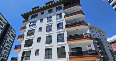 Apartamento 1 habitacion con acristalamiento con cámara, con balcón, con amueblado en Mahmutlar, Turquía