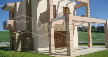 3 bedroom house in demos kassandras, Greece