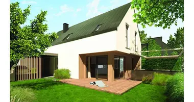 5 room house in Warsaw, Poland