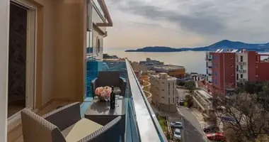 Ático Ático 2 habitaciones con Amueblado, con Aire acondicionado, con Vistas al mar en Przno, Montenegro