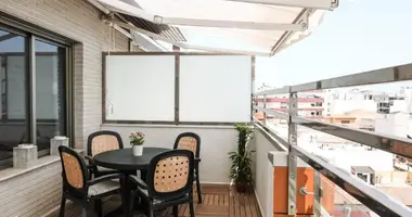 Wohnung 3 Schlafzimmer in Ischewsk, Russland