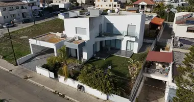5 bedroom house in Lakatameia, Cyprus