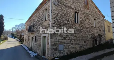 4 bedroom house in Baranello, Italy