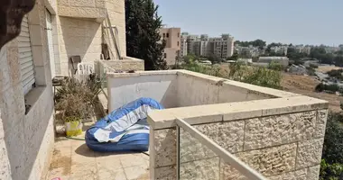 Mieszkanie 5 pokojów w Jerusalem, Izrael