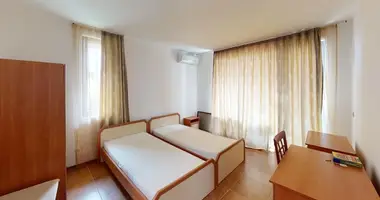 2 bedroom apartment in Kosharitsa, Bulgaria