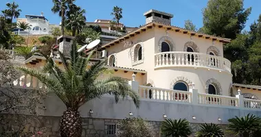 Villa  mit Balkon, mit Möbliert, mit Terrasse in la Nucia, Spanien