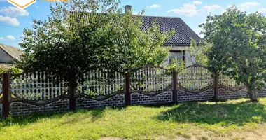 Maison dans Pticefabrika, Biélorussie