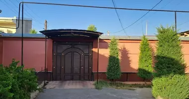 Дом 6 комнат в Мирзо-Улугбекский район, Узбекистан