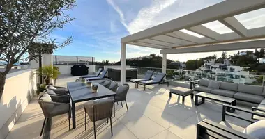 3 bedroom apartment in Benahavis, Spain