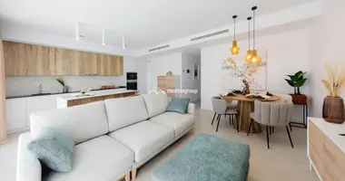 2 bedroom apartment in Finestrat, Spain