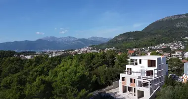 Apartamento 2 habitaciones en Tivat, Montenegro