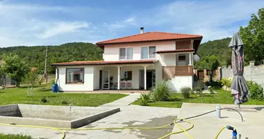 Dom 5 pokojów w Goritsa, Bułgaria