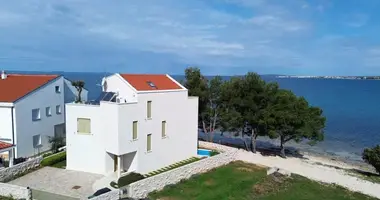 Villa 4 bedrooms in Grad Zadar, Croatia